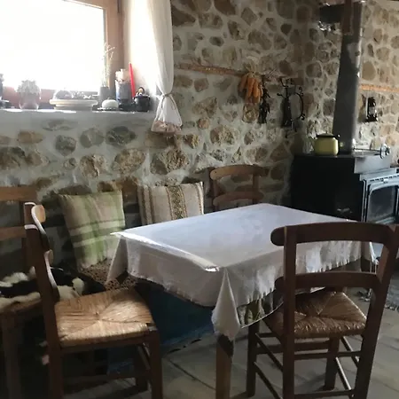 Σπίτι διακοπών Books *